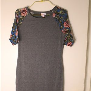 Never worn Lularoe dress and skirt bundle